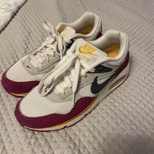 Nike air max sneakers.